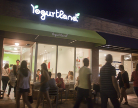 Frozen yogurt store opens location on Marshall Street