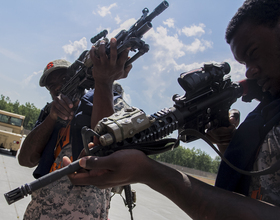 Gallery: Syracuse players tour Wheeler-Sack Army Airfield at Fort Drum