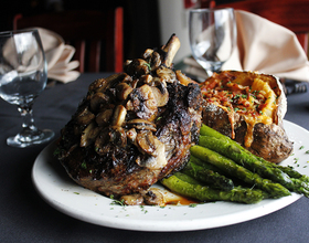 Daniella's Steakhouse resembles upscale, New York City restaurant