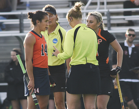 Laura Hurff, Lies Lagerweij power Syracuse to NCAA quarterfinals win