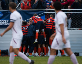 Ben Polk header launches Syracuse to 1st Final Four in program history