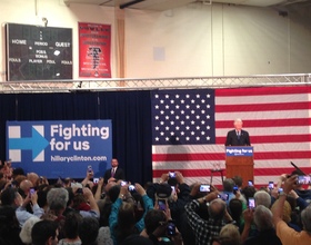 Bill Clinton campaigns in Syracuse on behalf of Hillary Clinton