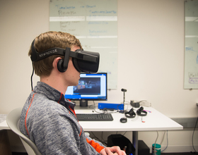 At Syracuse University, more students are getting ahold of virtual reality