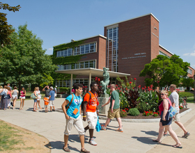 Syracuse University named a top performer for women in STEM online degree programs