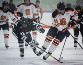 Brooke Avery's hat trick propels Syracuse to CHA semifinals, past RIT, 5-1