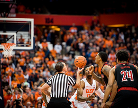 Gallery: Syracuse blows out No. 18 Louisville in 69-49 win