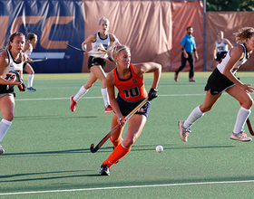 Charlotte de Vries struggles against double team in Syracuse's 2-1 loss to Cornell