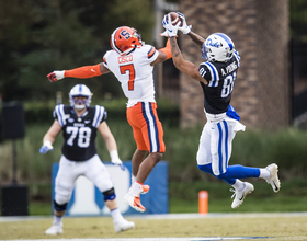 In 1st game with new defensive coordinator, Syracuse defense shuts down Duke in 49-6 win