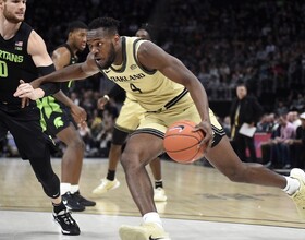 Beat writers unanimously predict Syracuse to handle Oakland