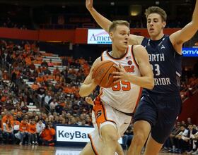 Efficient SU offense counters North Florida’s 46 3-point attempts in 82-70 win