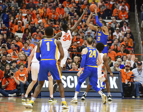 Syracuse's zone defense holds Pitt to under 40% shooting in 69-61 win