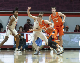 Syracuse’s offense unable to deliver down the stretch in 71-59 loss to Virginia Tech