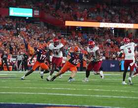 Syracuse defense delivers 'complete game’ in win over Louisville