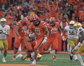 Syracuse drops 6 spots to No. 22 in AP Poll after loss against Notre Dame