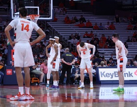 Justin Taylor replaces Judah Mintz, but Syracuse loses to Bryant on last-second layup