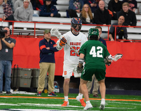 Finn Thomson leads all players with 3 points in Syracuse debut