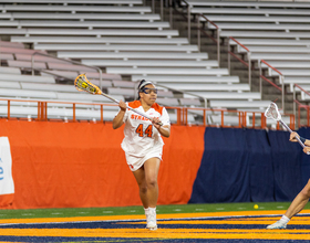 Emma Ward facilitates from X in 16-11 win over No. 6 Stony Brook