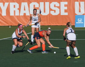 Against ranked opponents, Syracuse can't close out games