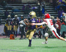 Christian Brothers Academy overcomes slow 1st half in comeback 20-17 win to stay undefeated