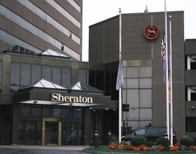 Syracuse University to convert Sheraton into undergrad housing