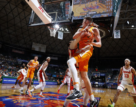 Observations from SU’s loss to No. 7 Tennessee: Williams’ spark, McLeod’s rebounding