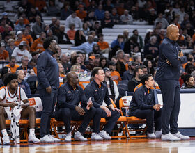 Beat writers split on Syracuse’s chances against Louisville