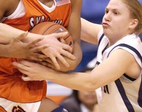 Orange upset Hoyas in first round of Big East tourney