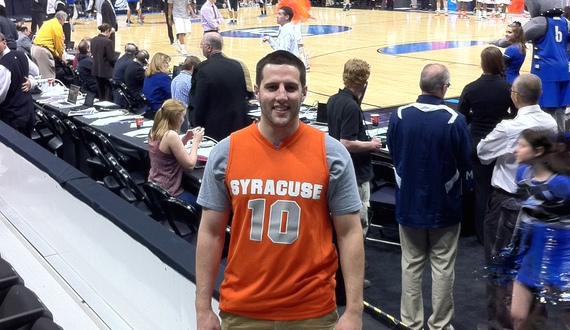 The Basketball Tournament: Syracuse superfan A.J. Owen serves at &#8216;booster&#8217; for Boeheim&#8217;s Army