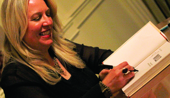 Cheryl Strayed gives University Lecture on personal journeys, novel