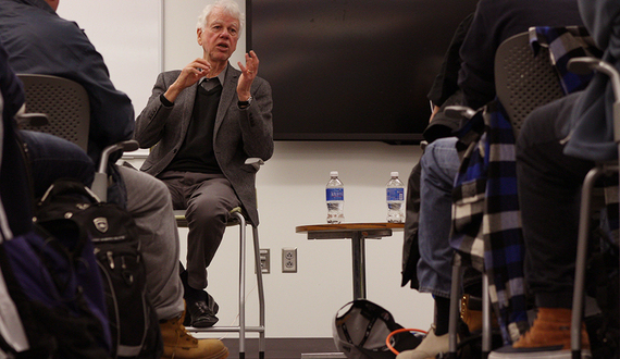 Sportswriter Bob Ryan talks career success, 44 years at The Boston Globe