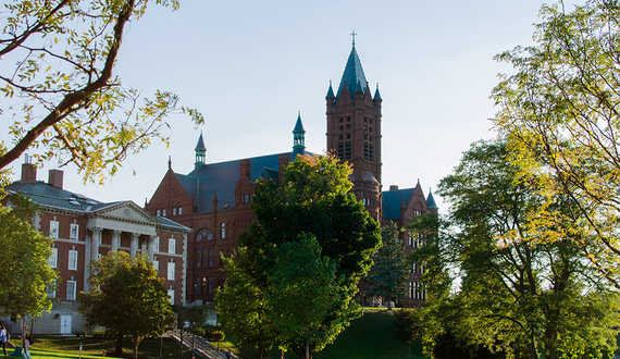 The Harris Project founder speaks to SU students about co-occurring disorders