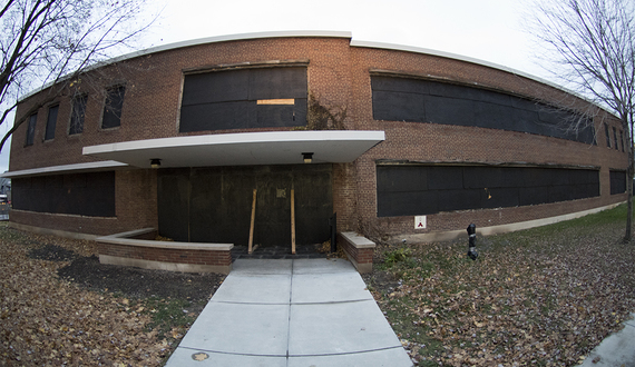 SU planned to demolish a building by the end of November. It&#8217;s still standing.