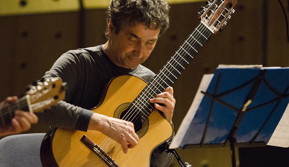 Guitarists share Brazilian culture with Slocum Auditorium