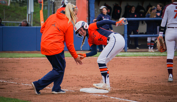 Syracuse beats Virginia 9-6 in second-straight extra-inning game to earn series win