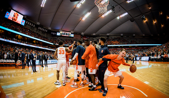 At halftime, Jim Boeheim’s messages are short and blunt