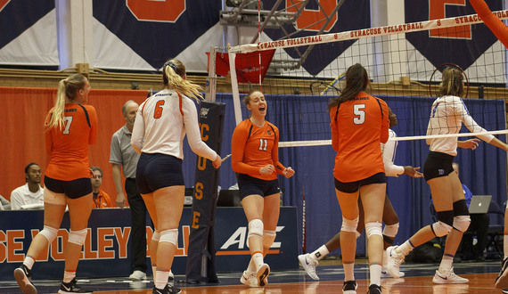 Syracuse closes regular season with straight-set win over Clemson