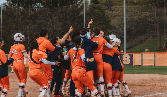 Syracuse ends No. 13 Clemson’s 19-game winning streak with walk-off single