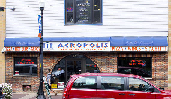 Acropolis Pizza House to close after 40 years, Popeyes to replace it