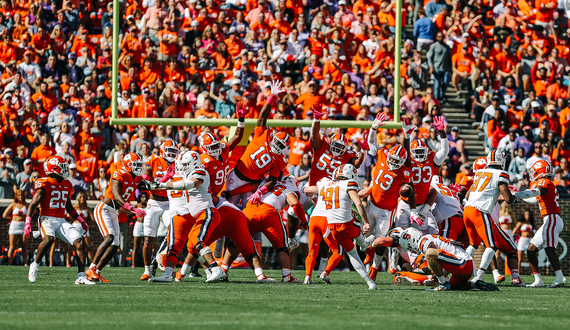 Film Review: How Clemson’s pass rush led it to a comeback win against Syracuse