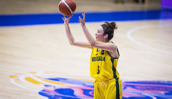 From Australia to SU, women’s basketball commit Sophie Burrows always finds ways to develop