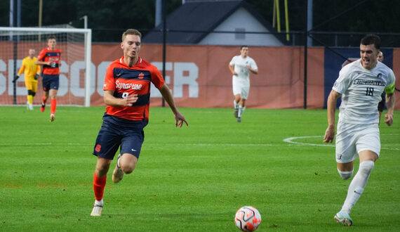 Syracuse finishes with 10 men, escapes Penn State with 1-1 draw