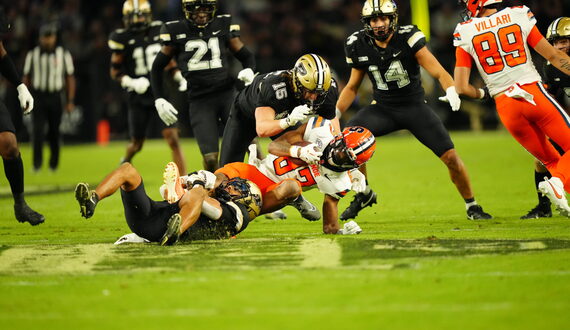 Syracuse&#8217;s receivers marred by dropped passes, inactive night in win over Purdue