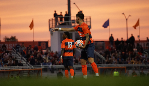 Efficient set pieces boost No. 7 Syracuse past Pittsburgh 3-2