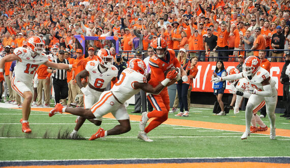 Dan Villari serves as lone offensive bright spot in Syracuse’s 31-14 loss to Clemson