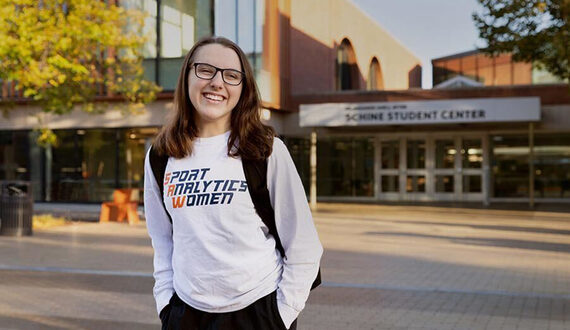 Alison Gilmore embodies SU’s Remembrance slogan &#8216;Look Back, Act Forward&#8217;