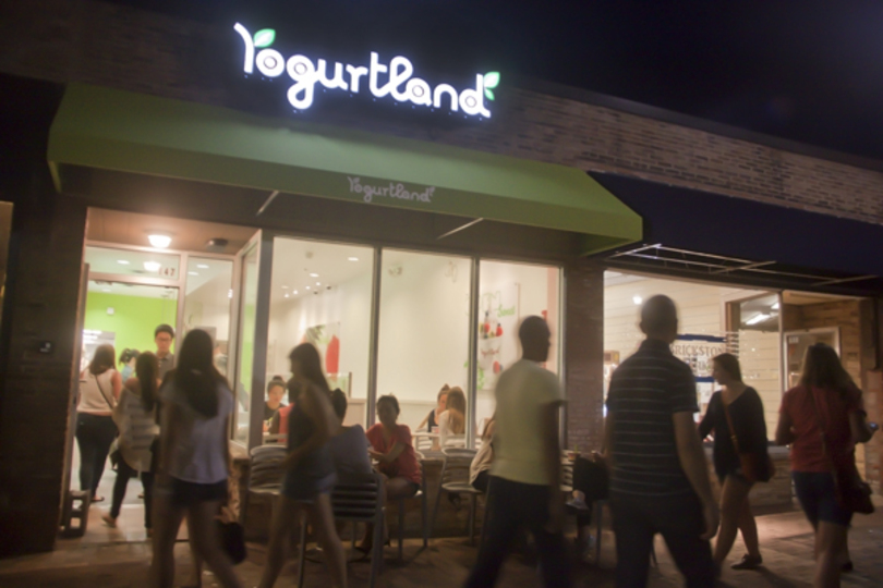 Frozen yogurt store opens location on Marshall Street