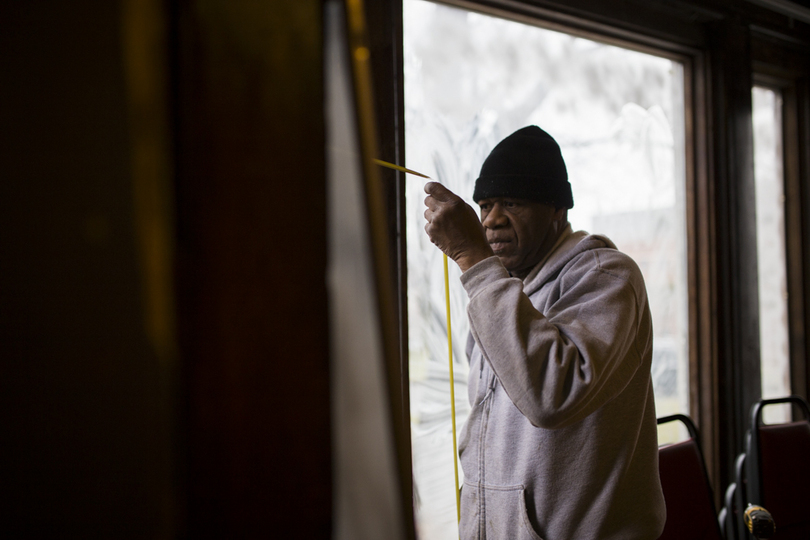 Vandals shatter windows at Phi Gamma Delta