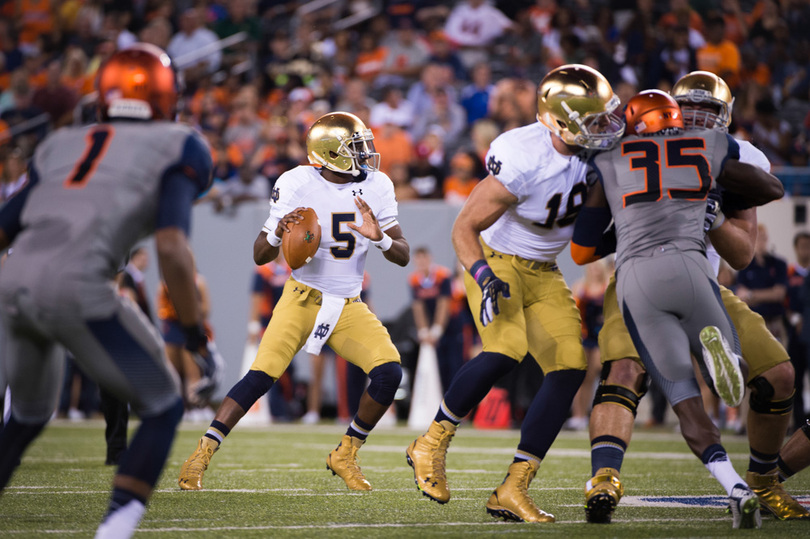 Golson breaks down Syracuse in 31-15 win, throws record-setting 25 completions in a row