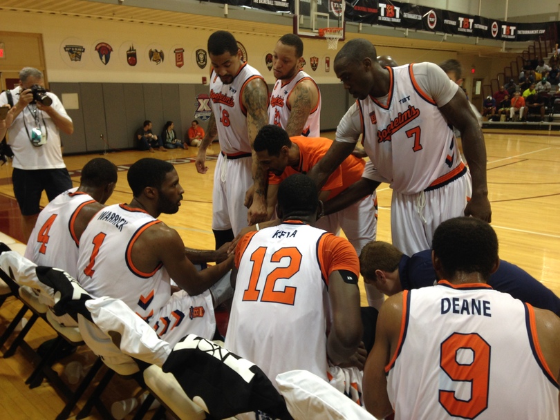 Boeheim&#8217;s Army pulls out 92-91 OT win in heated matchup with 20th &#038; Olney