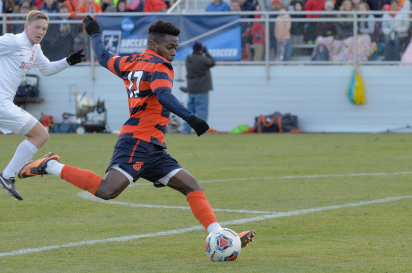 Syracuse reaches Elite Eight for 1st time in program history with 3-1 win over Seattle